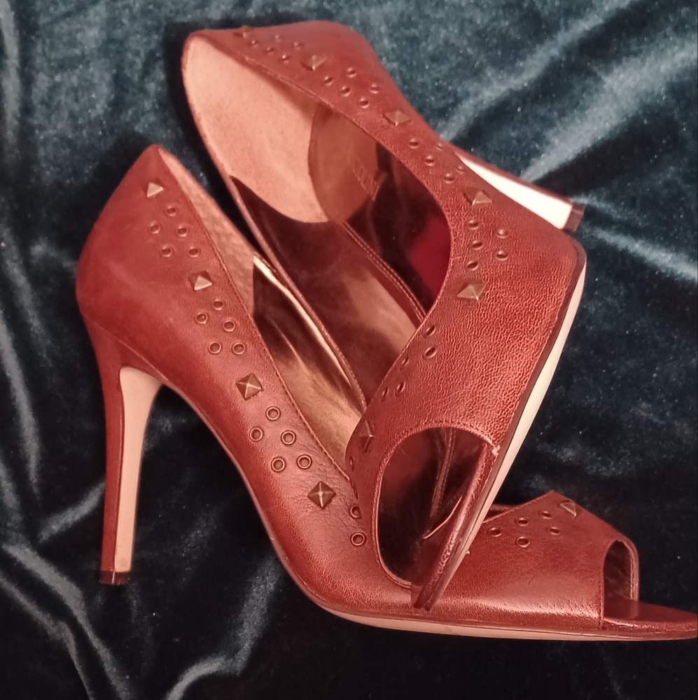 Brown Enzo Angiolini Peep Toe Pumps